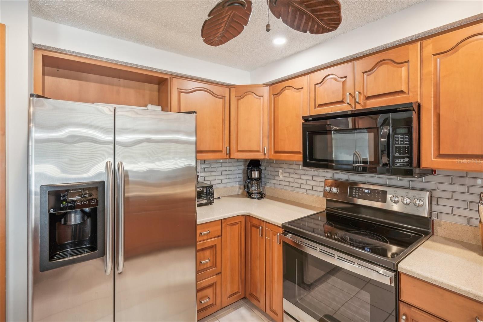 6462 BEECHWOOD AVE, SARASOTA, FL, 34231