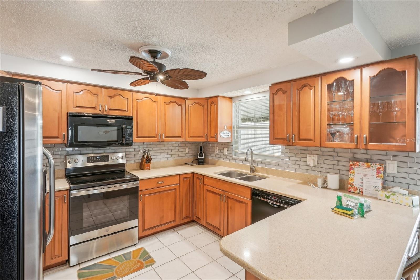 6462 BEECHWOOD AVE, SARASOTA, FL, 34231