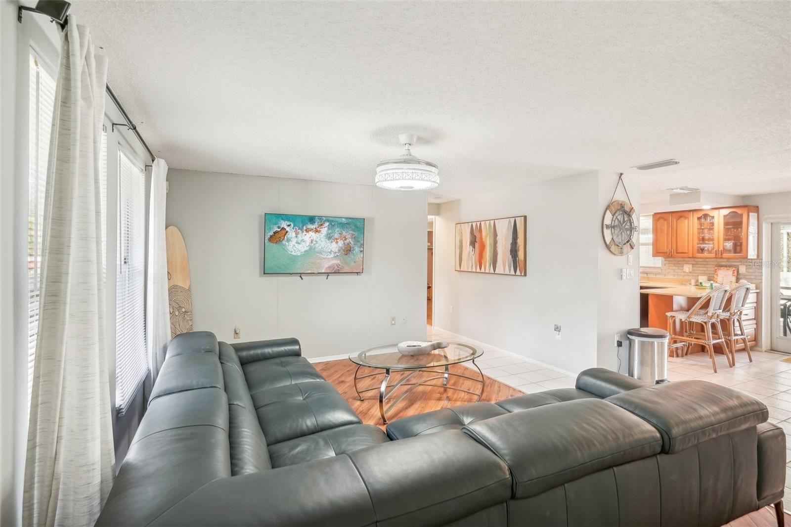 6462 BEECHWOOD AVE, SARASOTA, FL, 34231
