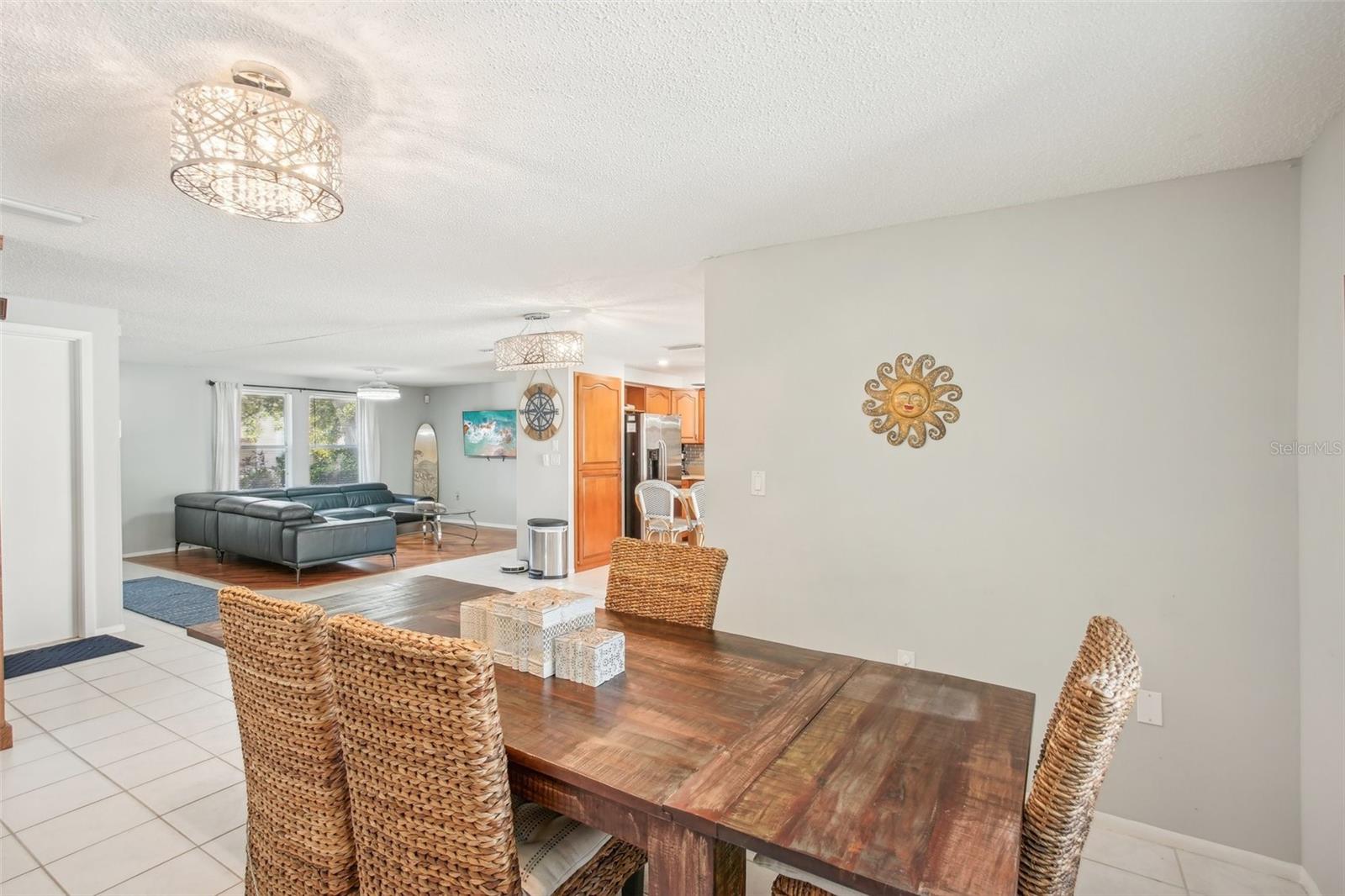 6462 BEECHWOOD AVE, SARASOTA, FL, 34231
