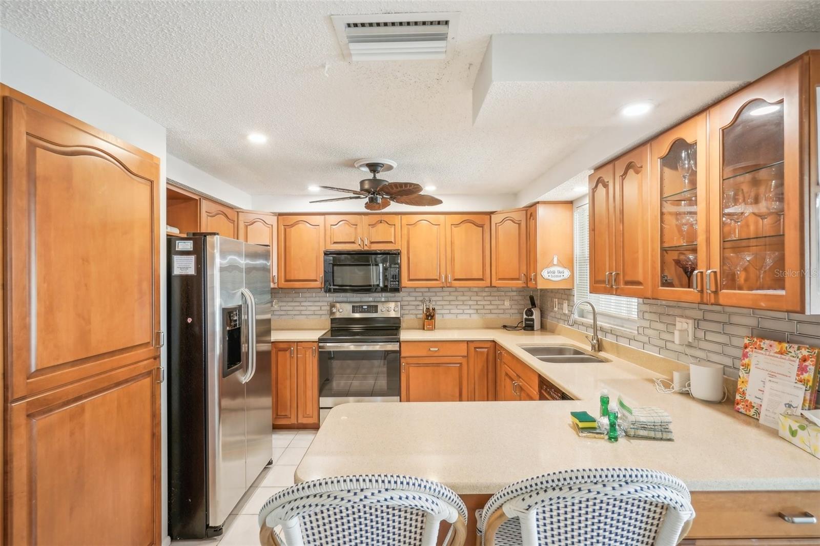 6462 BEECHWOOD AVE, SARASOTA, FL, 34231