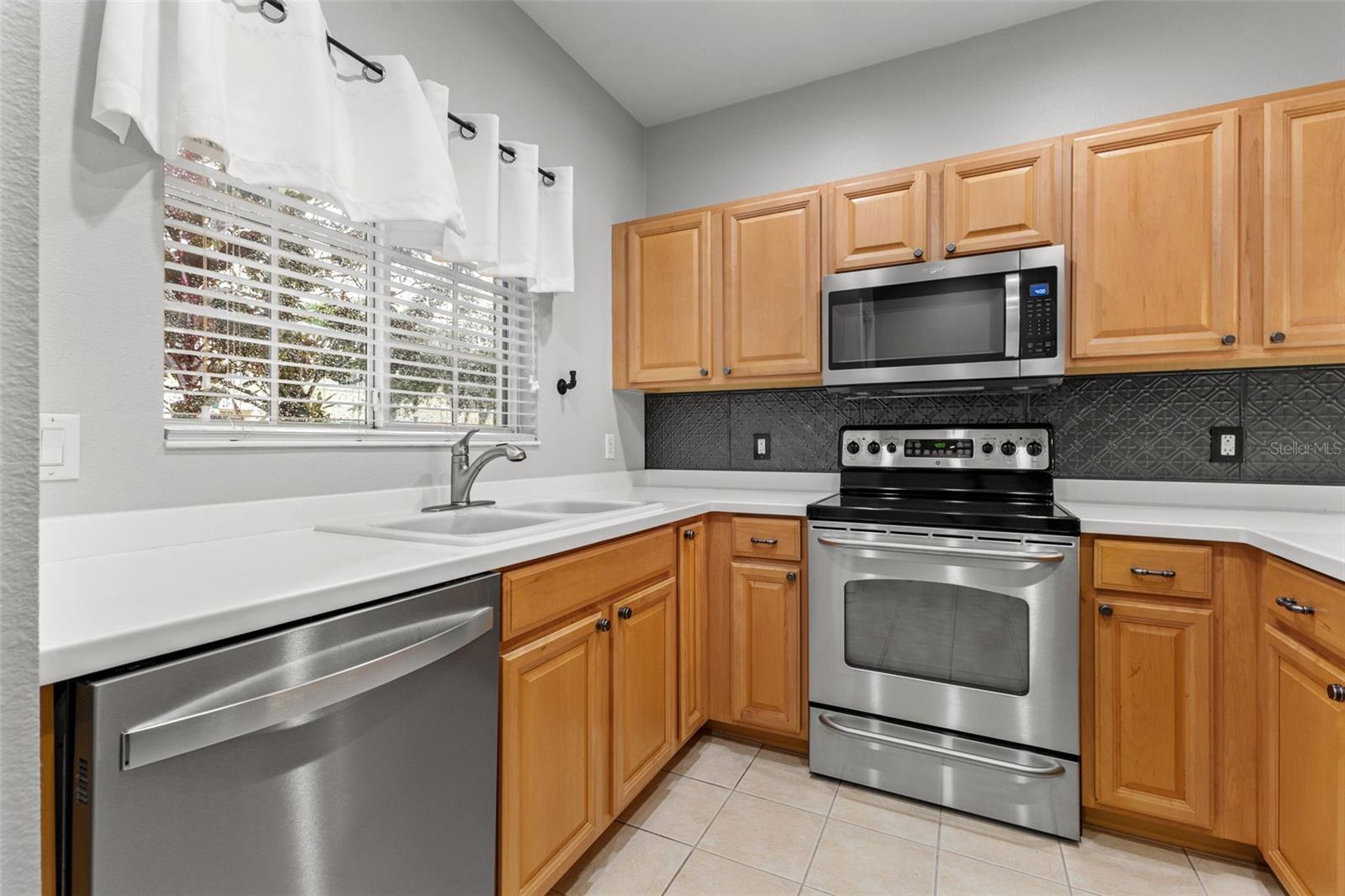 214 CAPE HARBOUR LOOP #105, BRADENTON, FL, 34212