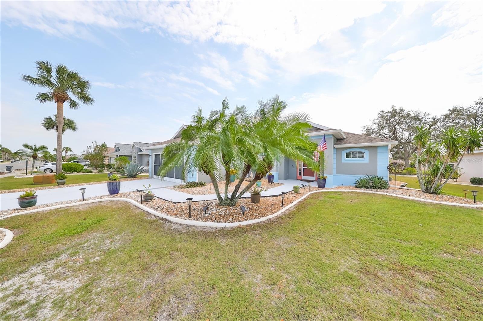 2203 W DEL WEBB BLVD, SUN CITY CENTER, FL, 33573