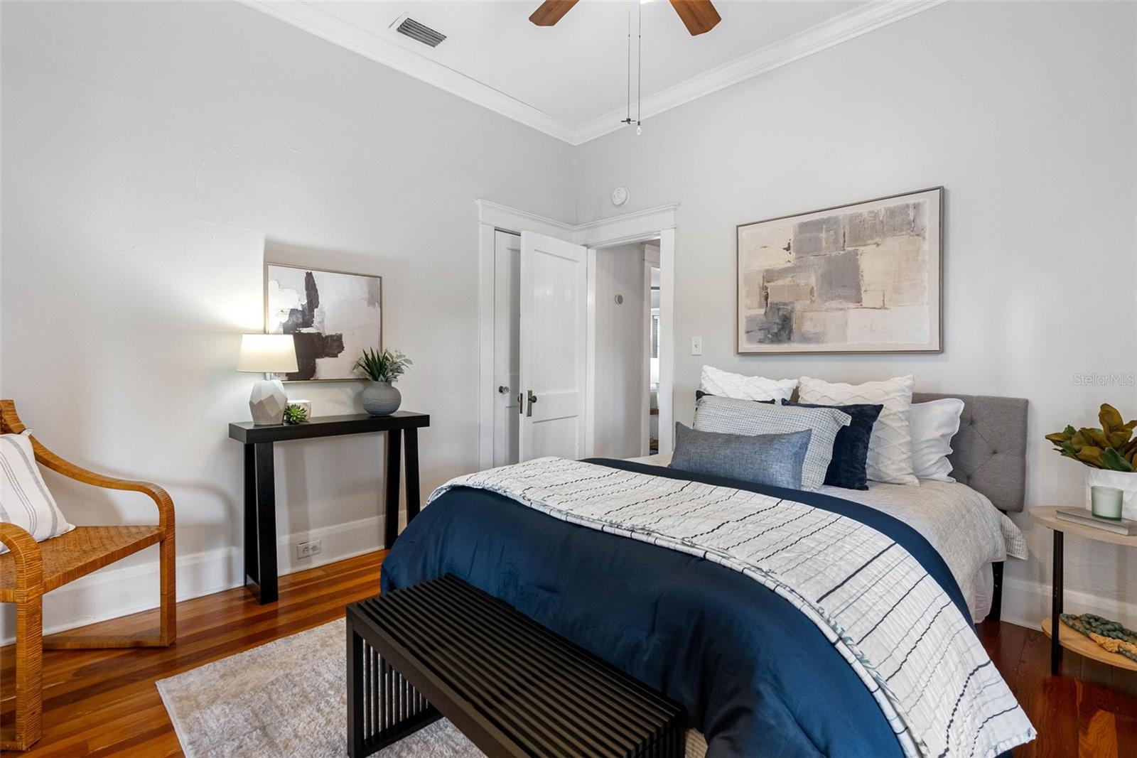 120 W HIAWATHA ST, TAMPA, FL, 33604