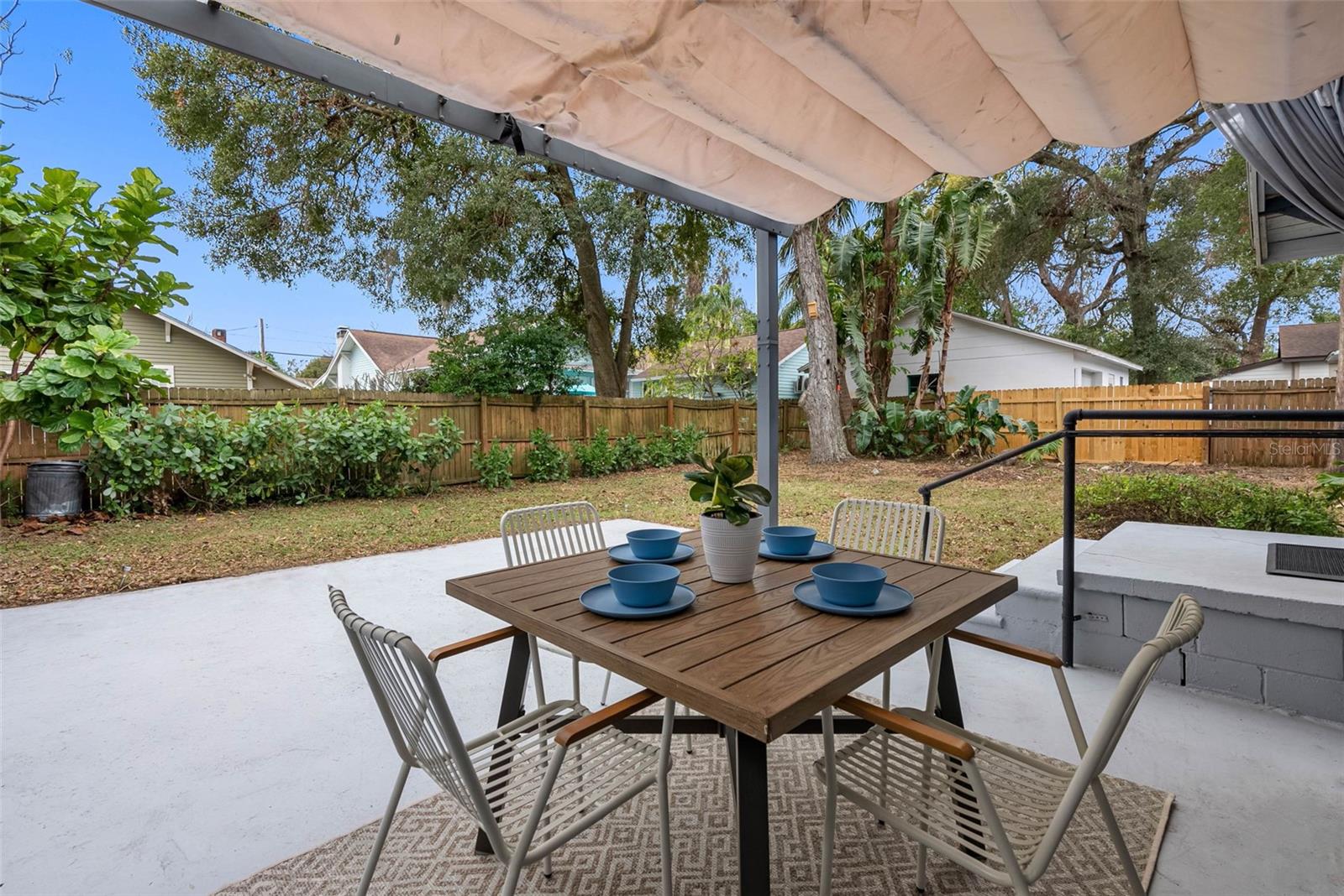 120 W HIAWATHA ST, TAMPA, FL, 33604