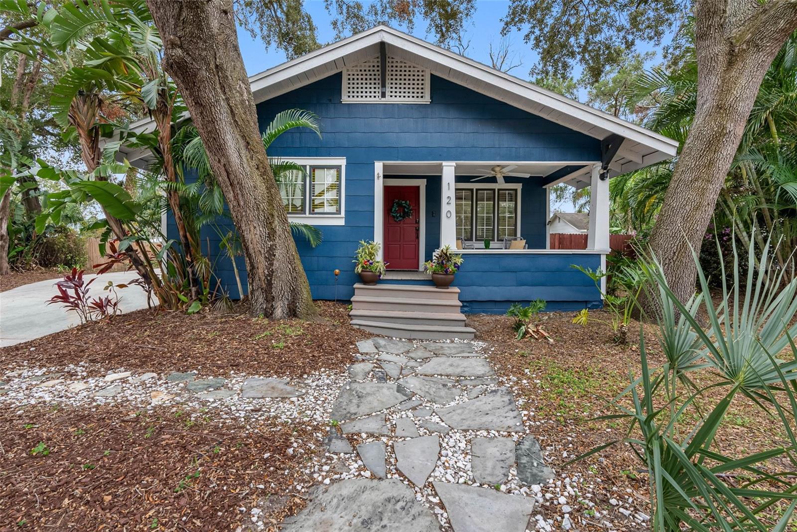 120 W HIAWATHA ST, TAMPA, FL, 33604