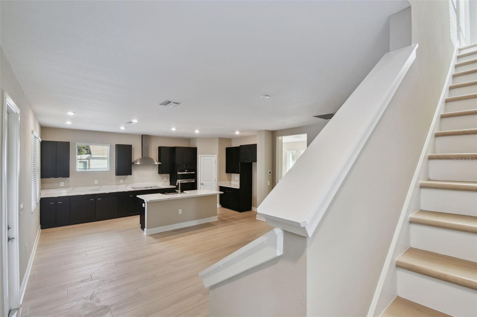 302 W WILDER AVE, TAMPA, FL, 33603