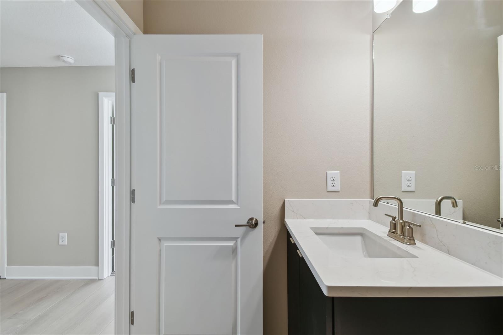 302 W WILDER AVE, TAMPA, FL, 33603