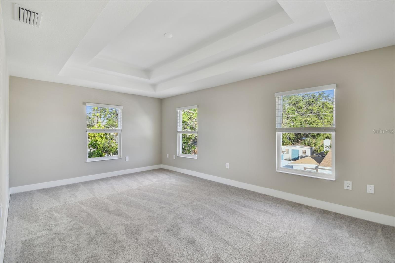 302 W WILDER AVE, TAMPA, FL, 33603