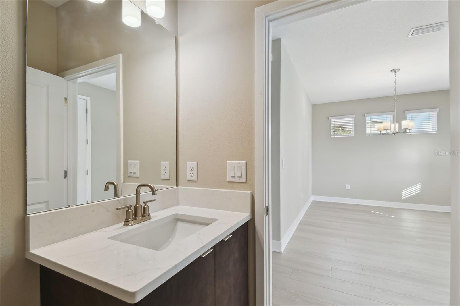 302 W WILDER AVE, TAMPA, FL, 33603