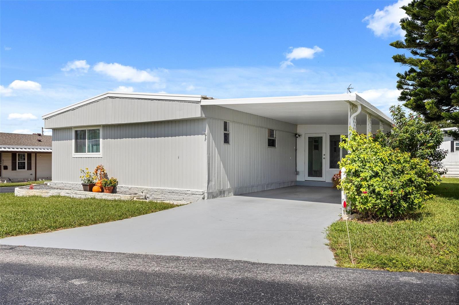 6 ORANGEWOOD DR, FRUITLAND PARK, FL, 34731