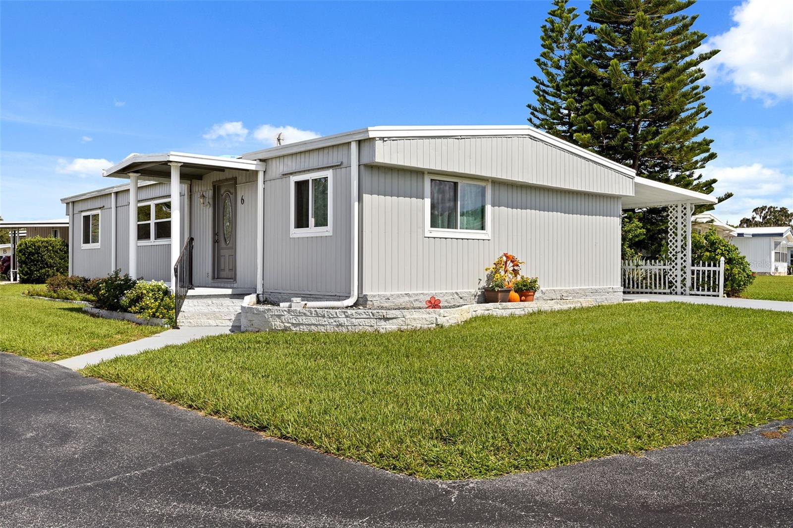 6 ORANGEWOOD DR, FRUITLAND PARK, FL, 34731