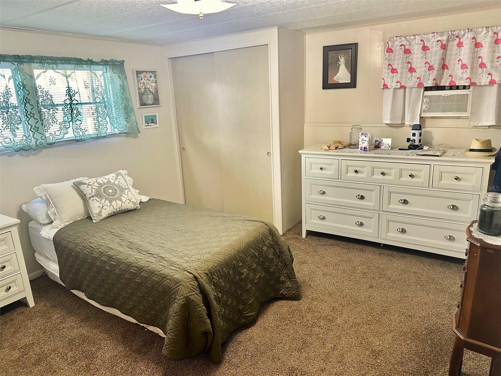 TB8310043 Property Photo