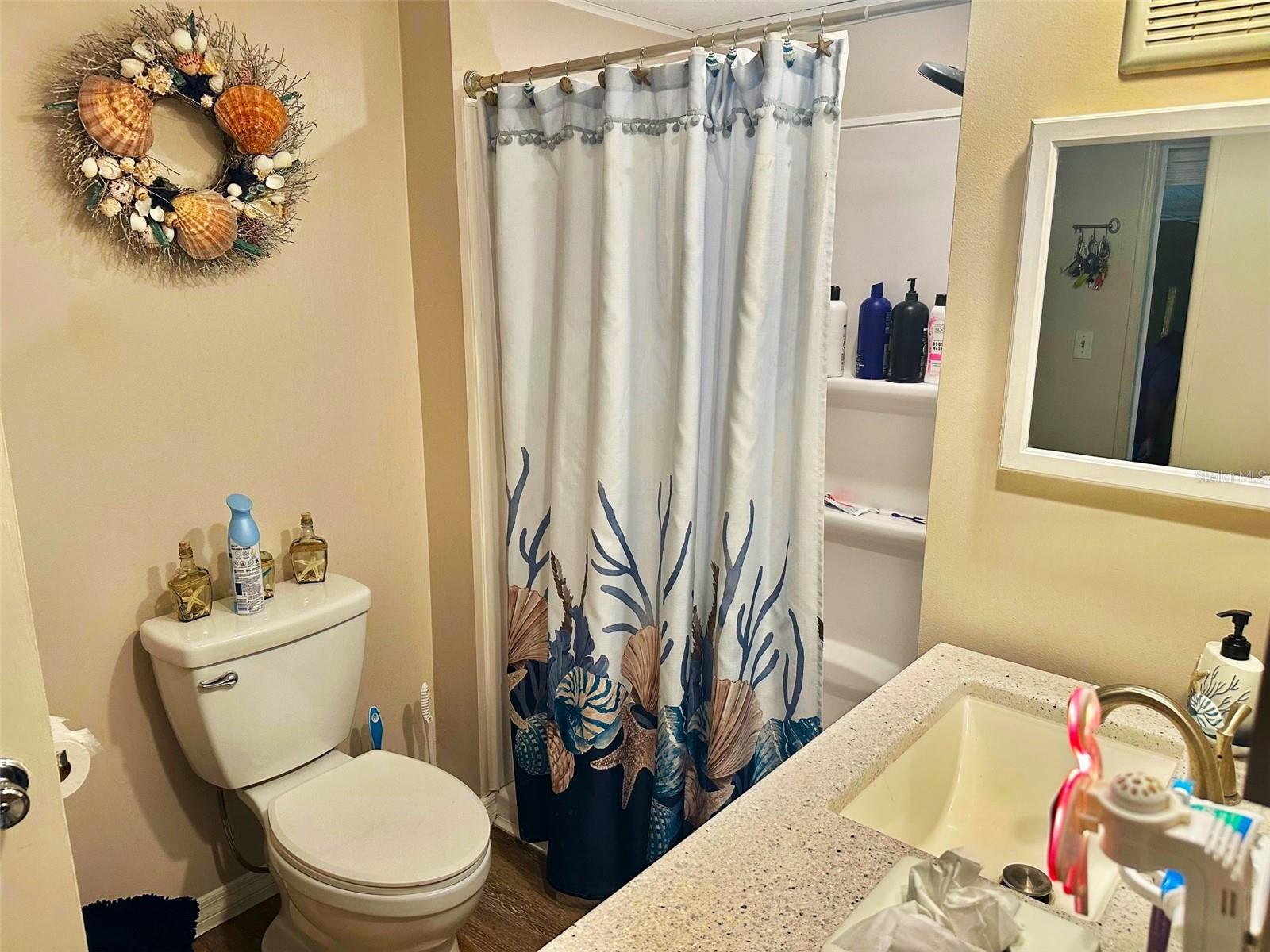 TB8310043 Property Photo