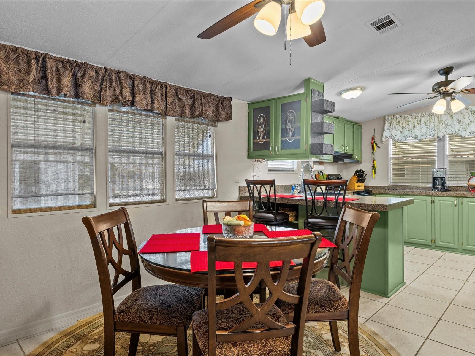 407 CITRUS RIDGE DR, DAVENPORT, FL, 33837