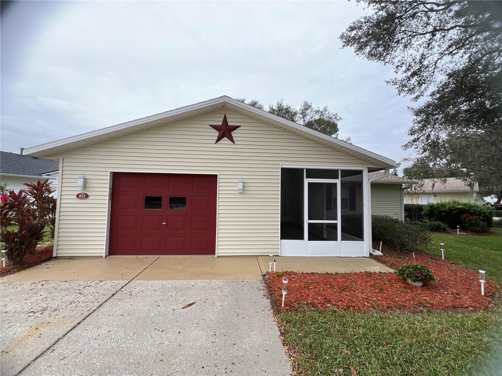 821 DUNDEE CIR, LEESBURG, FL, 34788