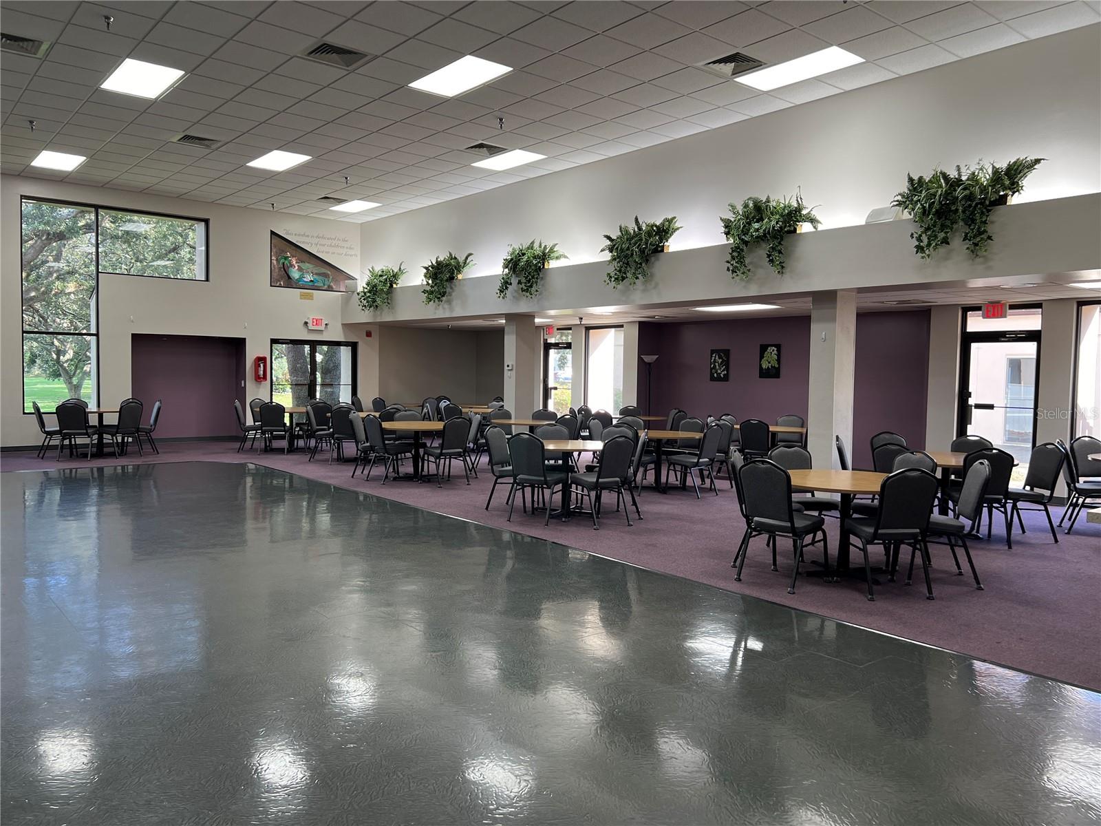 821 DUNDEE CIR, LEESBURG, FL, 34788
