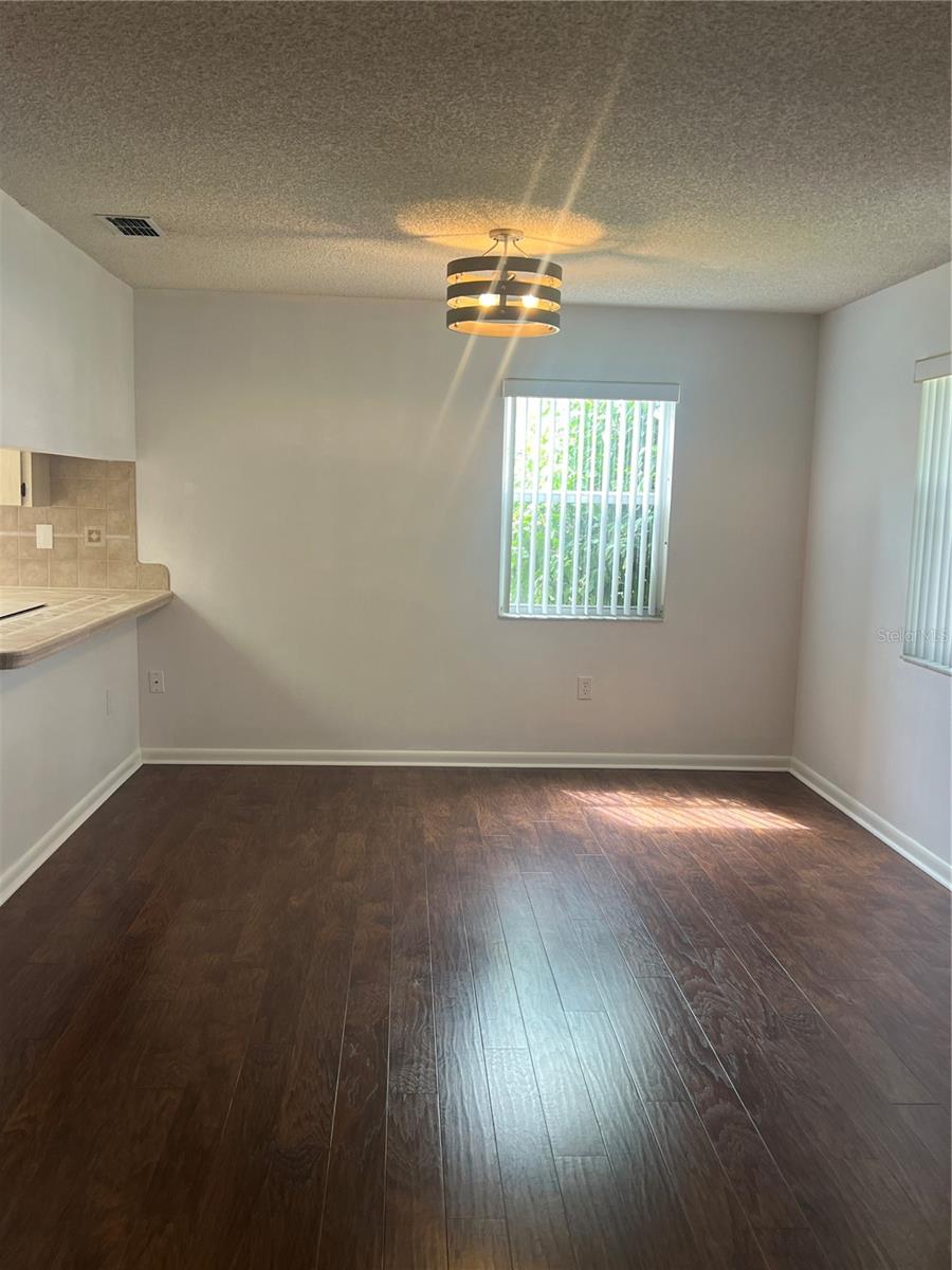 821 DUNDEE CIR, LEESBURG, FL, 34788