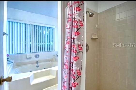 821 DUNDEE CIR, LEESBURG, FL, 34788