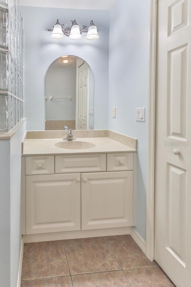 12 S LAKEWALK DR, PALM COAST, FL, 32137