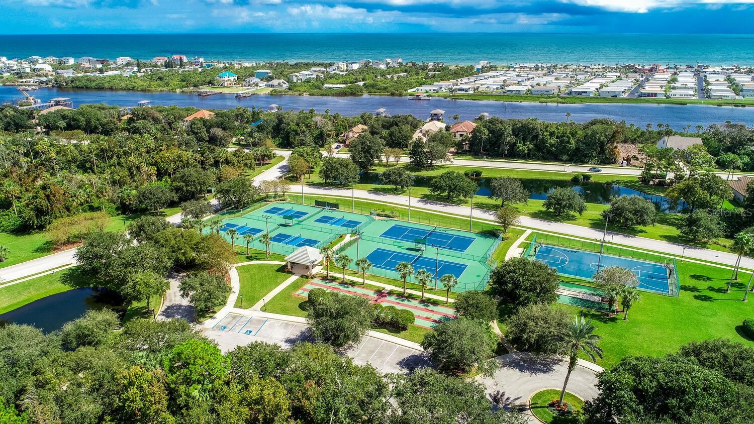 12 S LAKEWALK DR, PALM COAST, FL, 32137