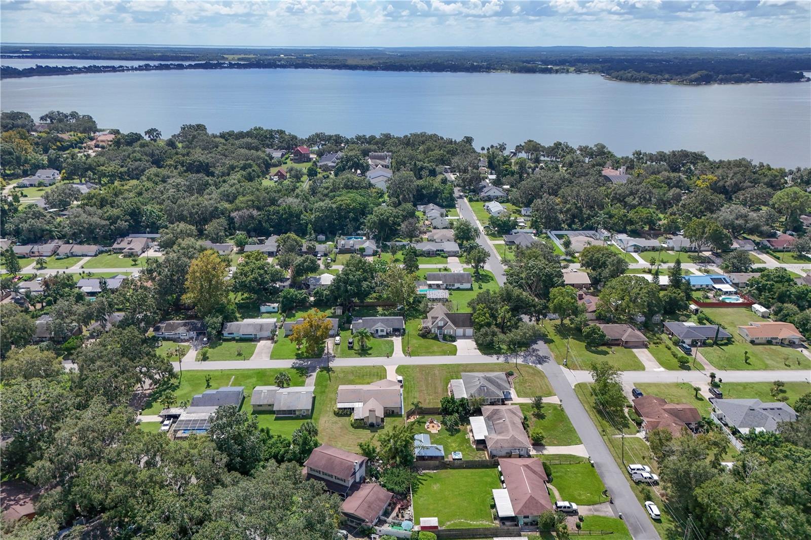 326 N SUNSET DR, MOUNT DORA, FL, 32757