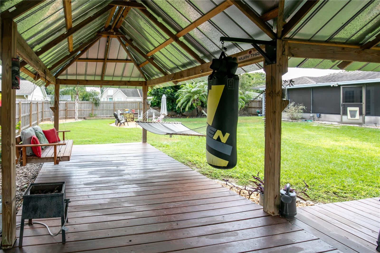 326 N SUNSET DR, MOUNT DORA, FL, 32757