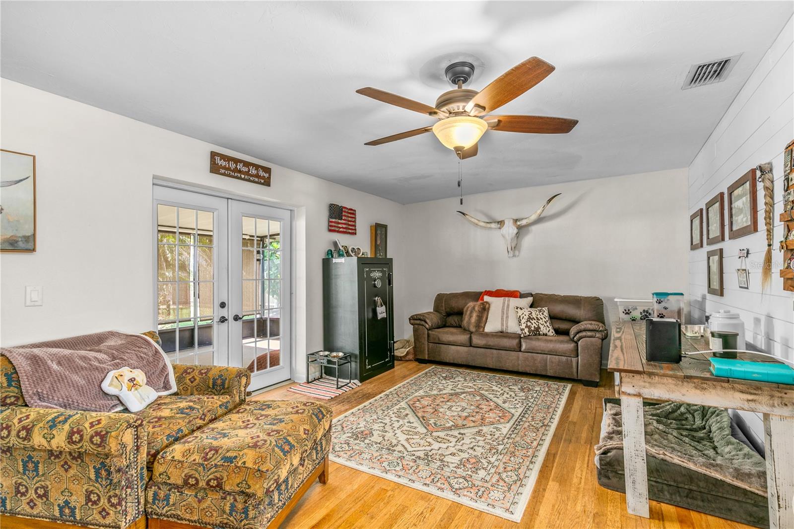 326 N SUNSET DR, MOUNT DORA, FL, 32757