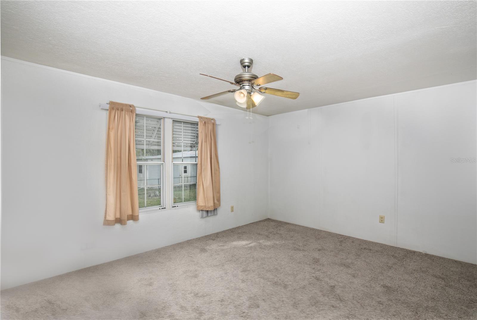 8626 TREASURE ISLAND RD, LEESBURG, FL, 34788