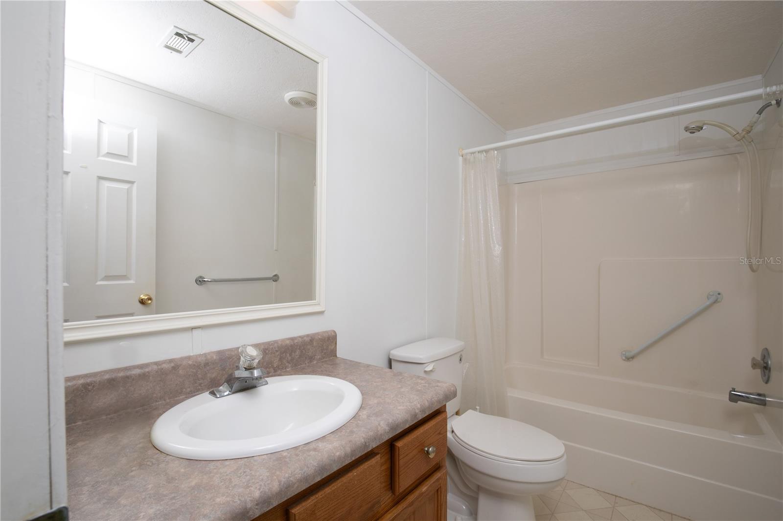 8626 TREASURE ISLAND RD, LEESBURG, FL, 34788