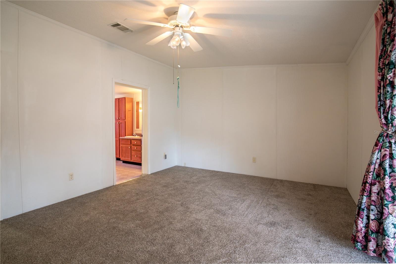 8626 TREASURE ISLAND RD, LEESBURG, FL, 34788