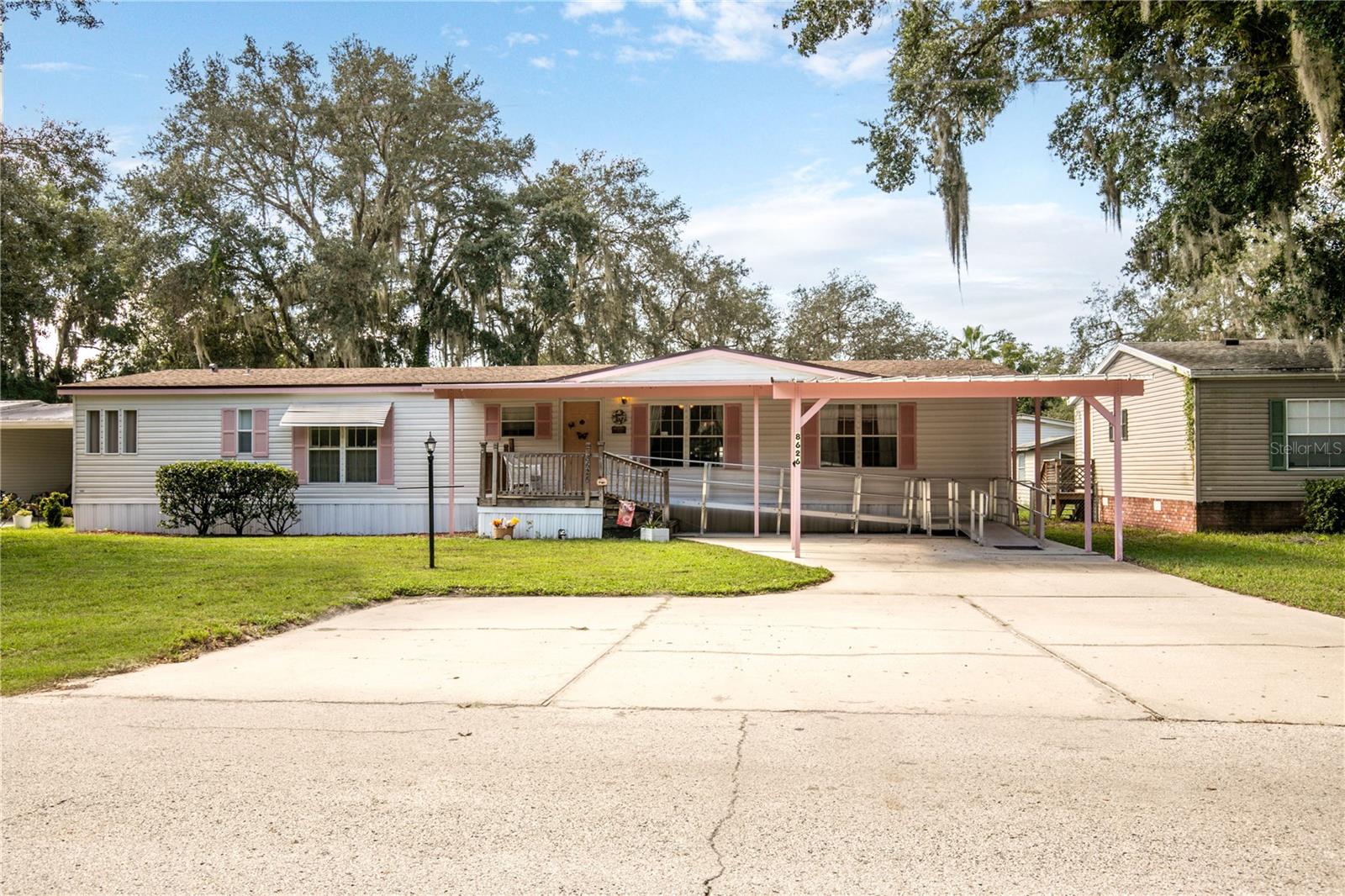 8626 TREASURE ISLAND RD, LEESBURG, FL, 34788