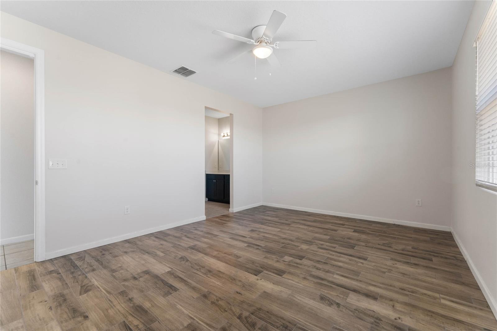 555 MEADOW POINTE DR, HAINES CITY, FL, 33844