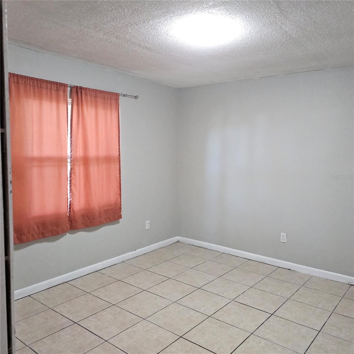 1048 DARLINGTON CT, KISSIMMEE, FL, 34758