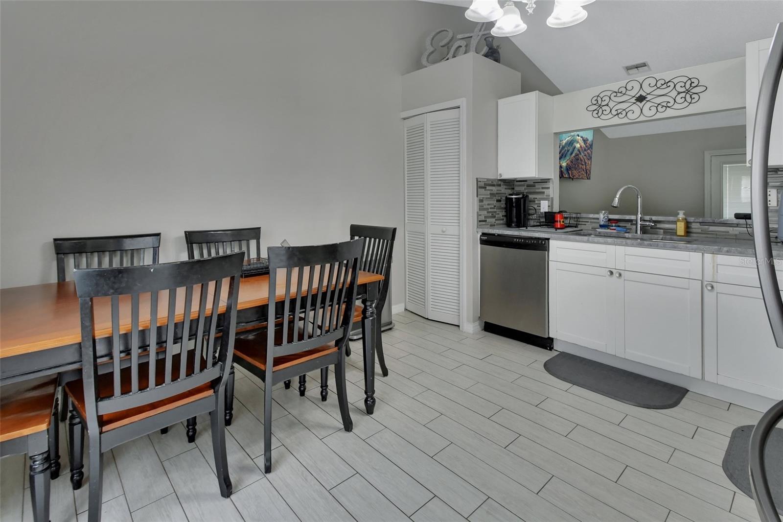 2045 3RD AVE, DELAND, FL, 32724