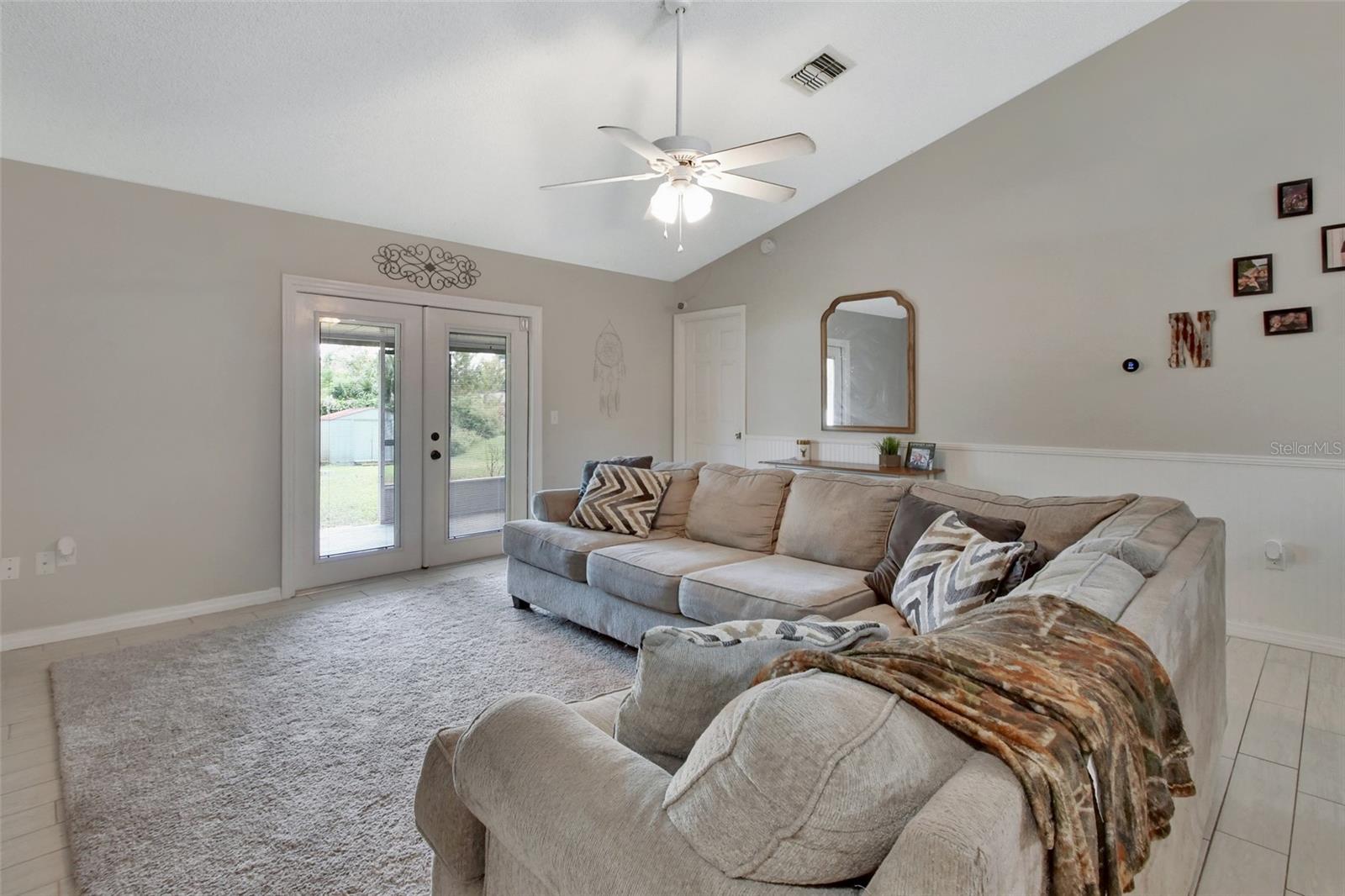 2045 3RD AVE, DELAND, FL, 32724