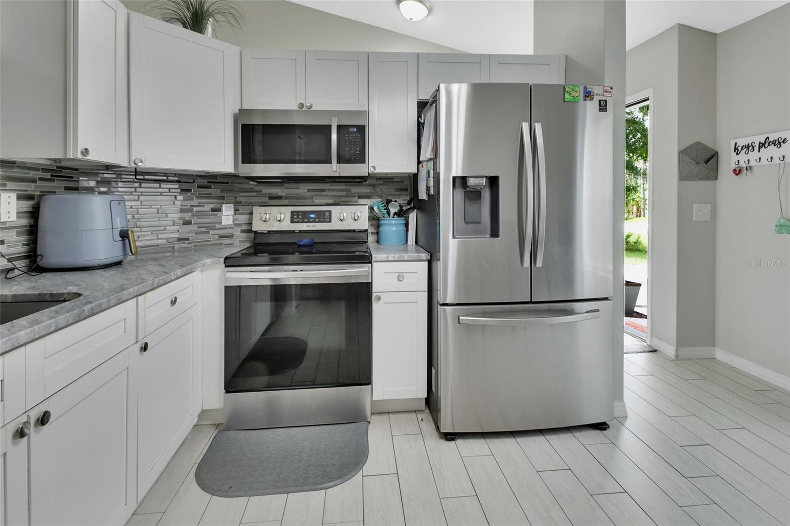 2045 3RD AVE, DELAND, FL, 32724
