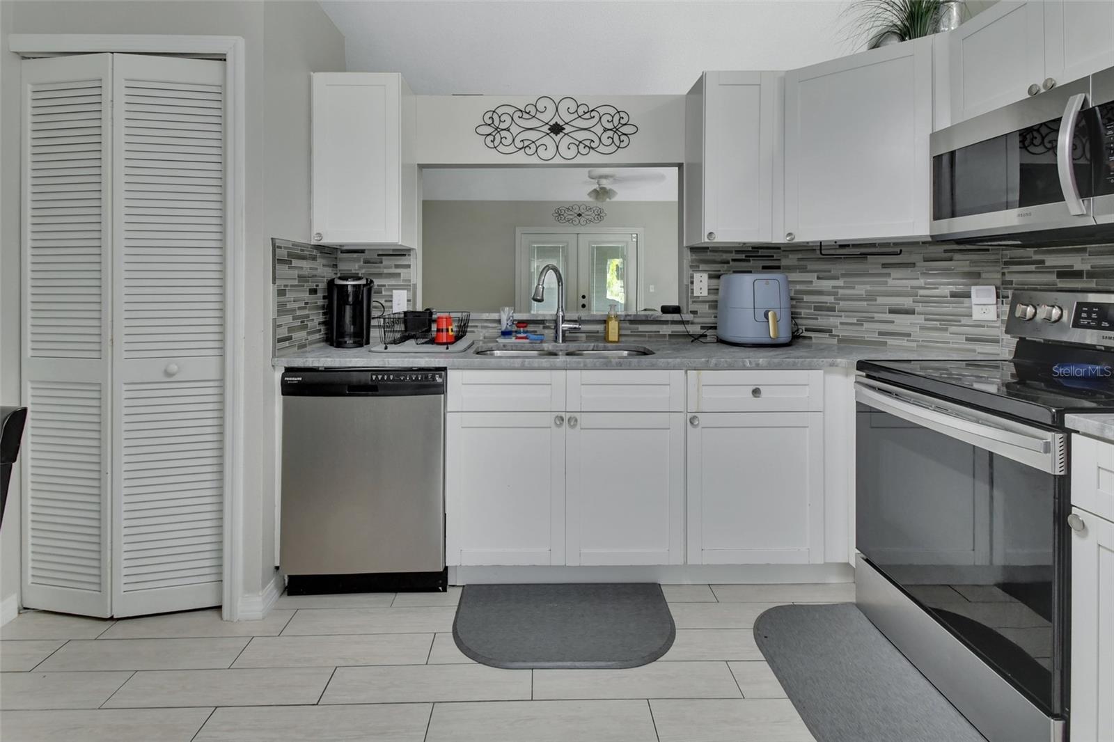 2045 3RD AVE, DELAND, FL, 32724