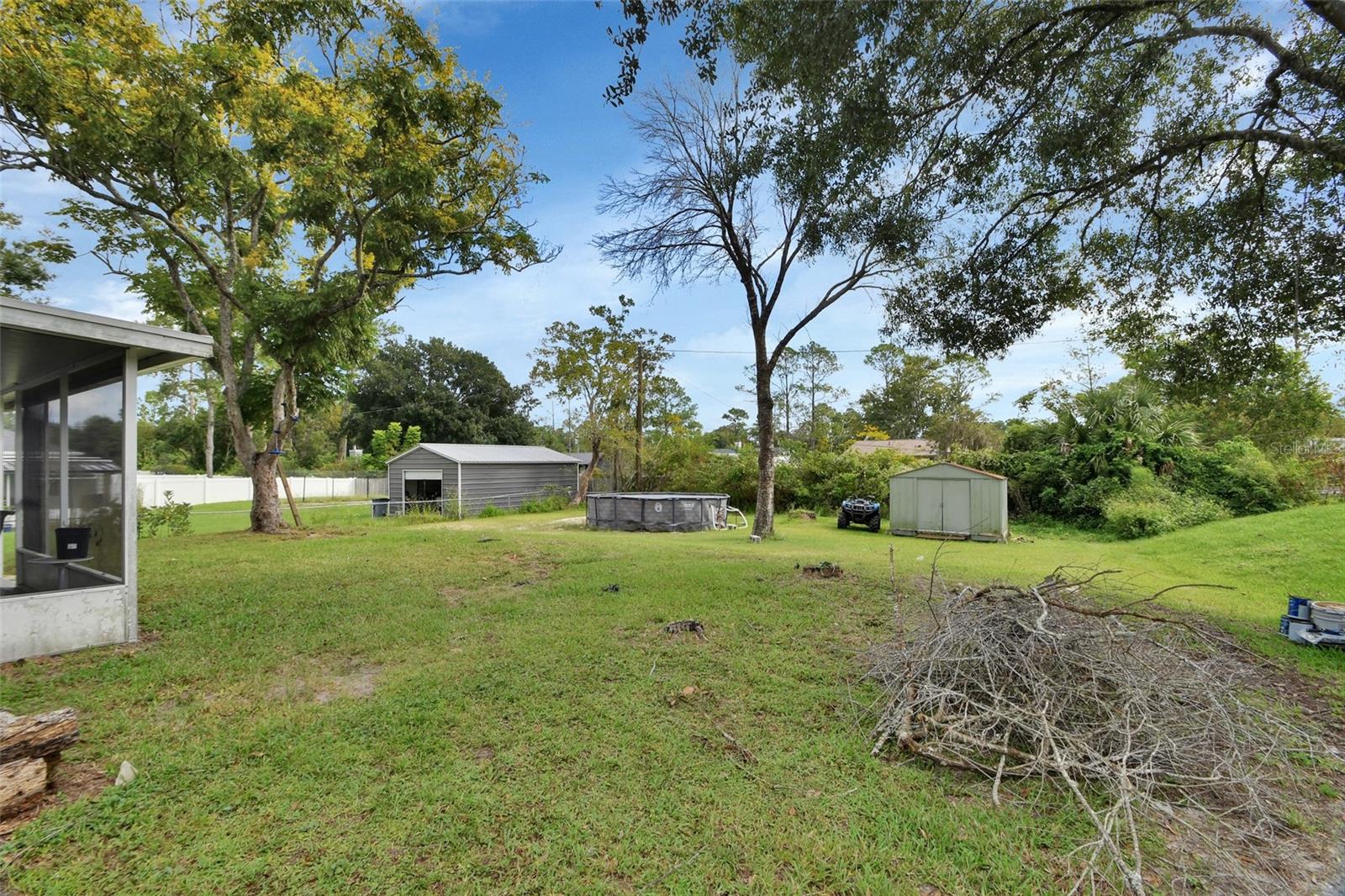 2045 3RD AVE, DELAND, FL, 32724