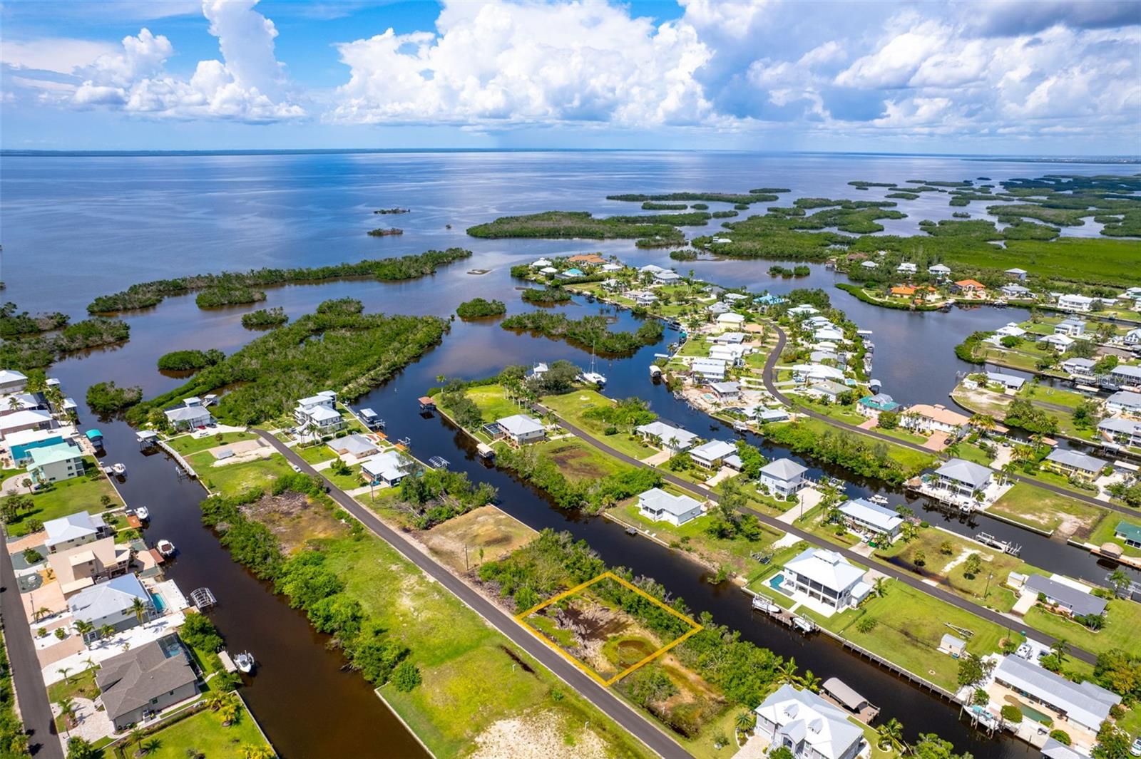 24220 BLACKBEARD BLVD, PUNTA GORDA, FL, 33955