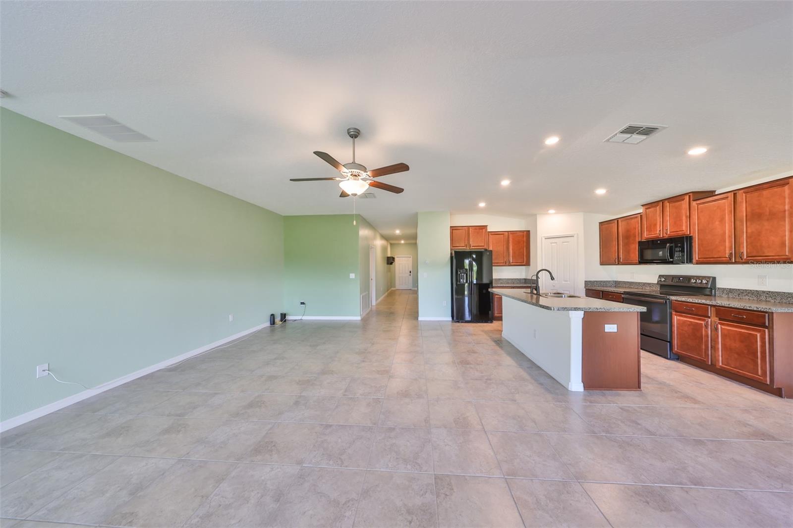 7119 SALT RIVER AVE, SUN CITY CENTER, FL, 33573