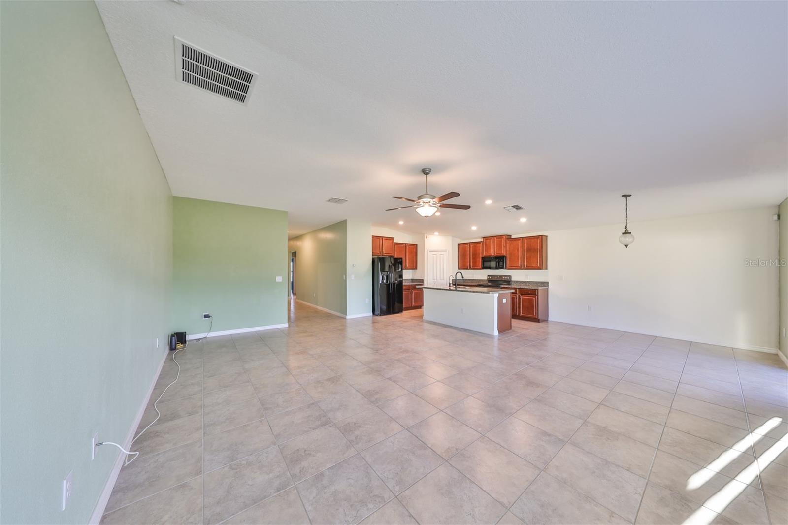 7119 SALT RIVER AVE, SUN CITY CENTER, FL, 33573