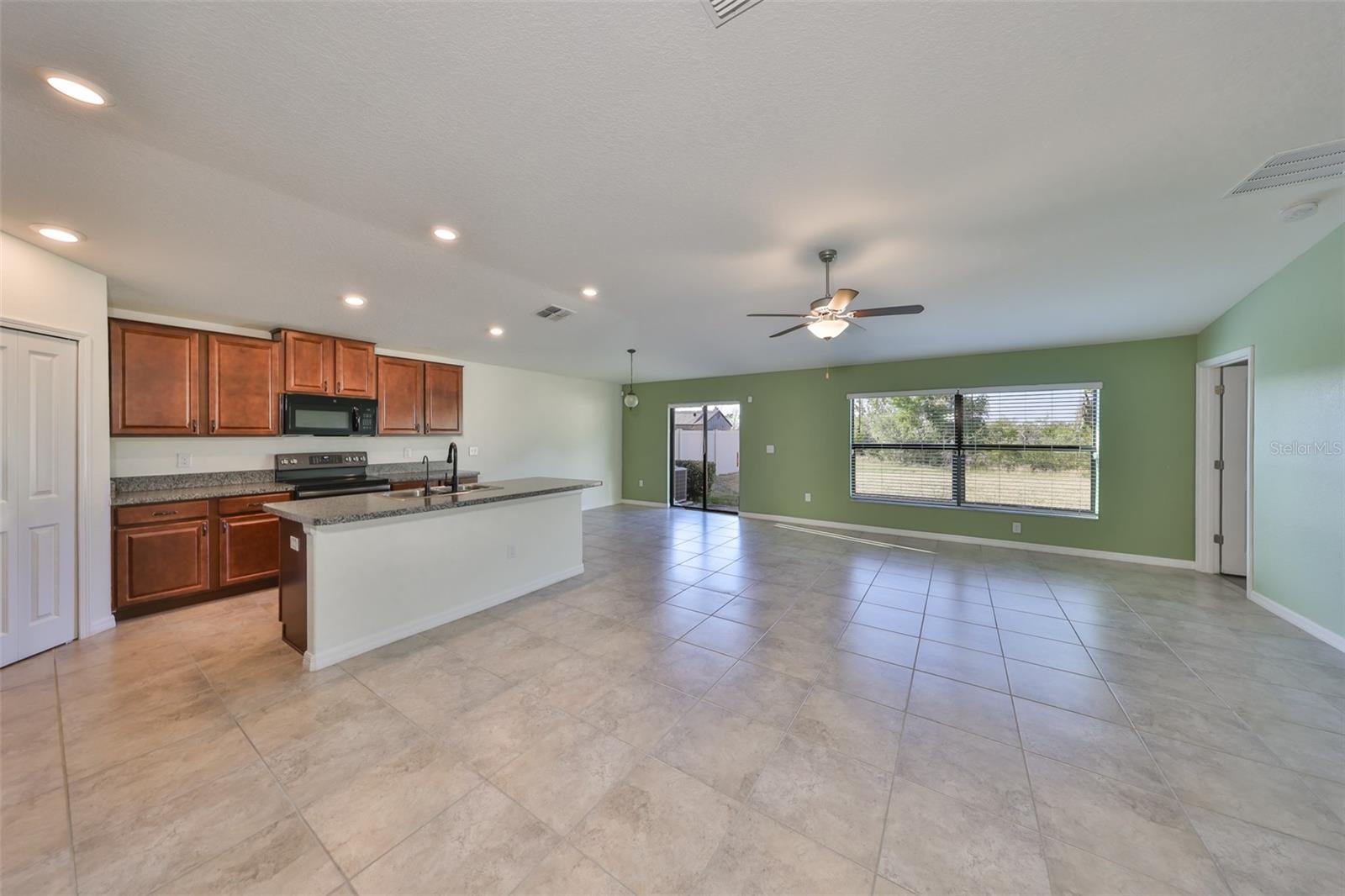 7119 SALT RIVER AVE, SUN CITY CENTER, FL, 33573