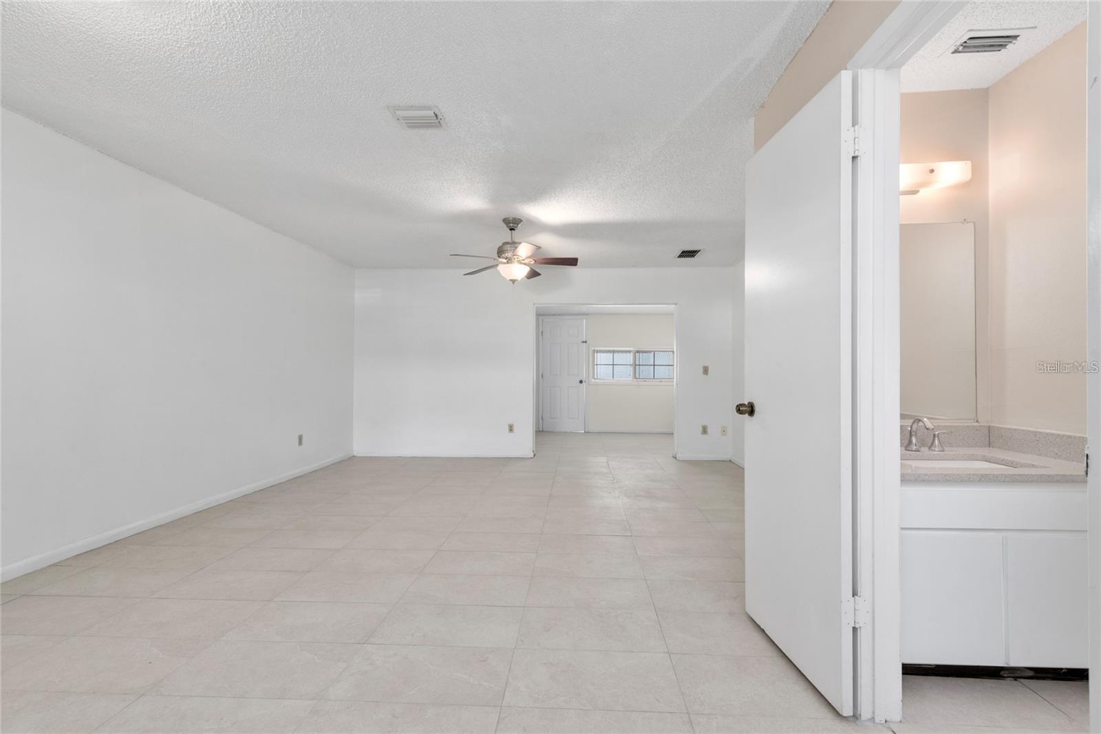 4006 PINELIMB CT, TAMPA, FL, 33614