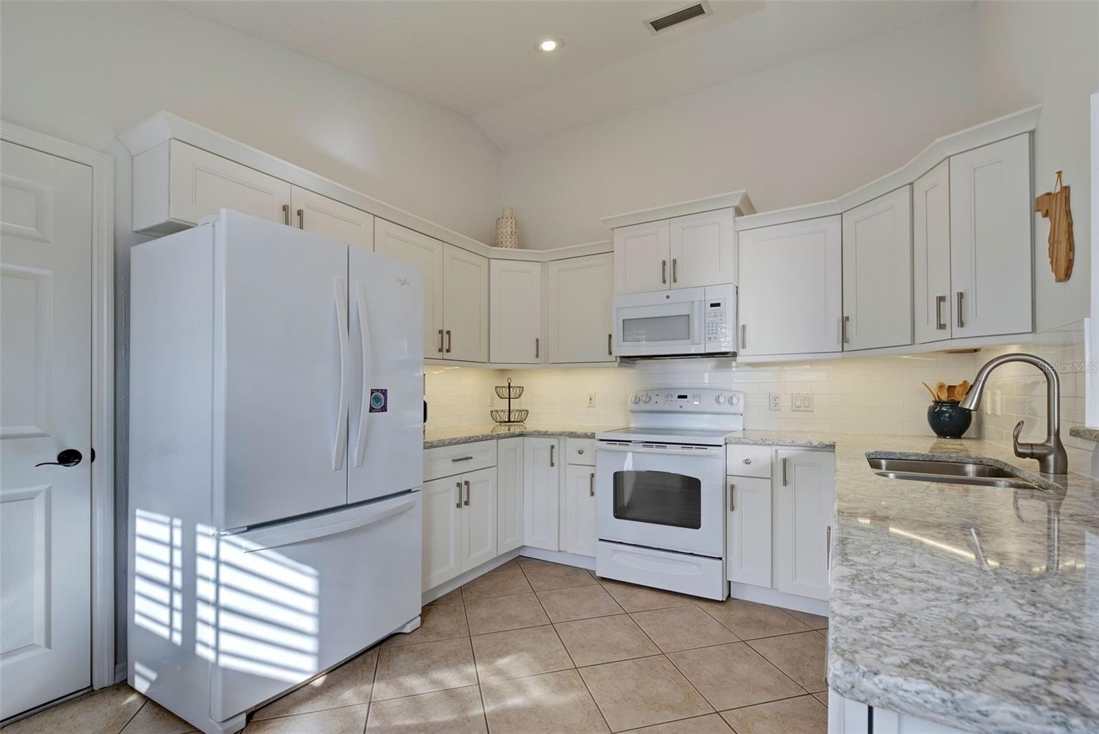 1342 CAPRI ISLES BLVD #14, VENICE, FL, 34292