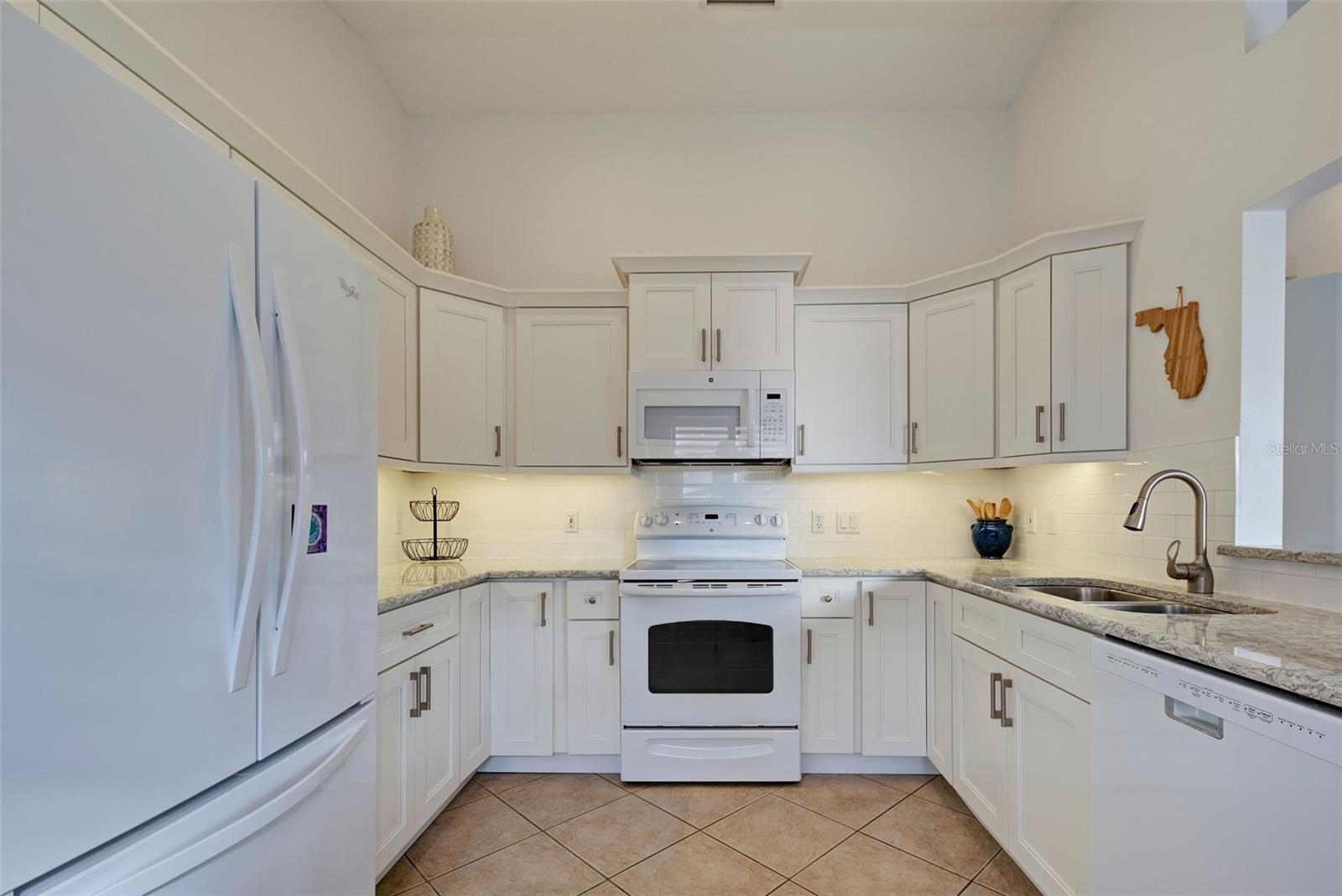 1342 CAPRI ISLES BLVD #14, VENICE, FL, 34292