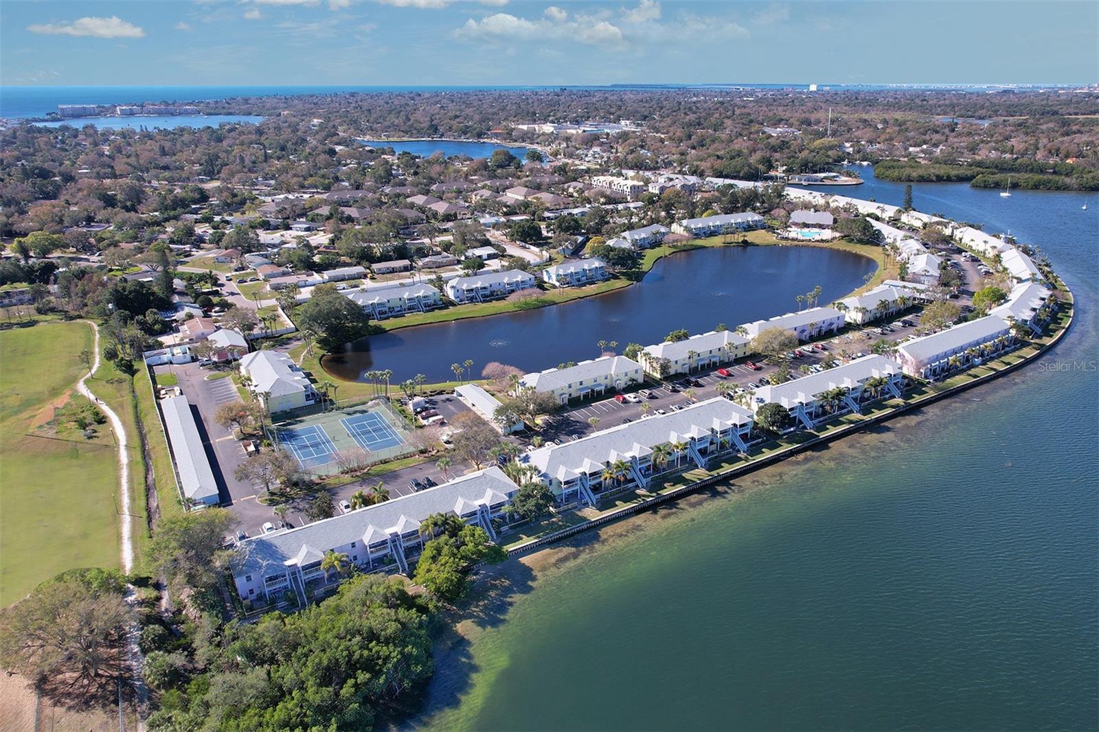 151 SEA HORSE DR SE #H, ST PETERSBURG, FL, 33705