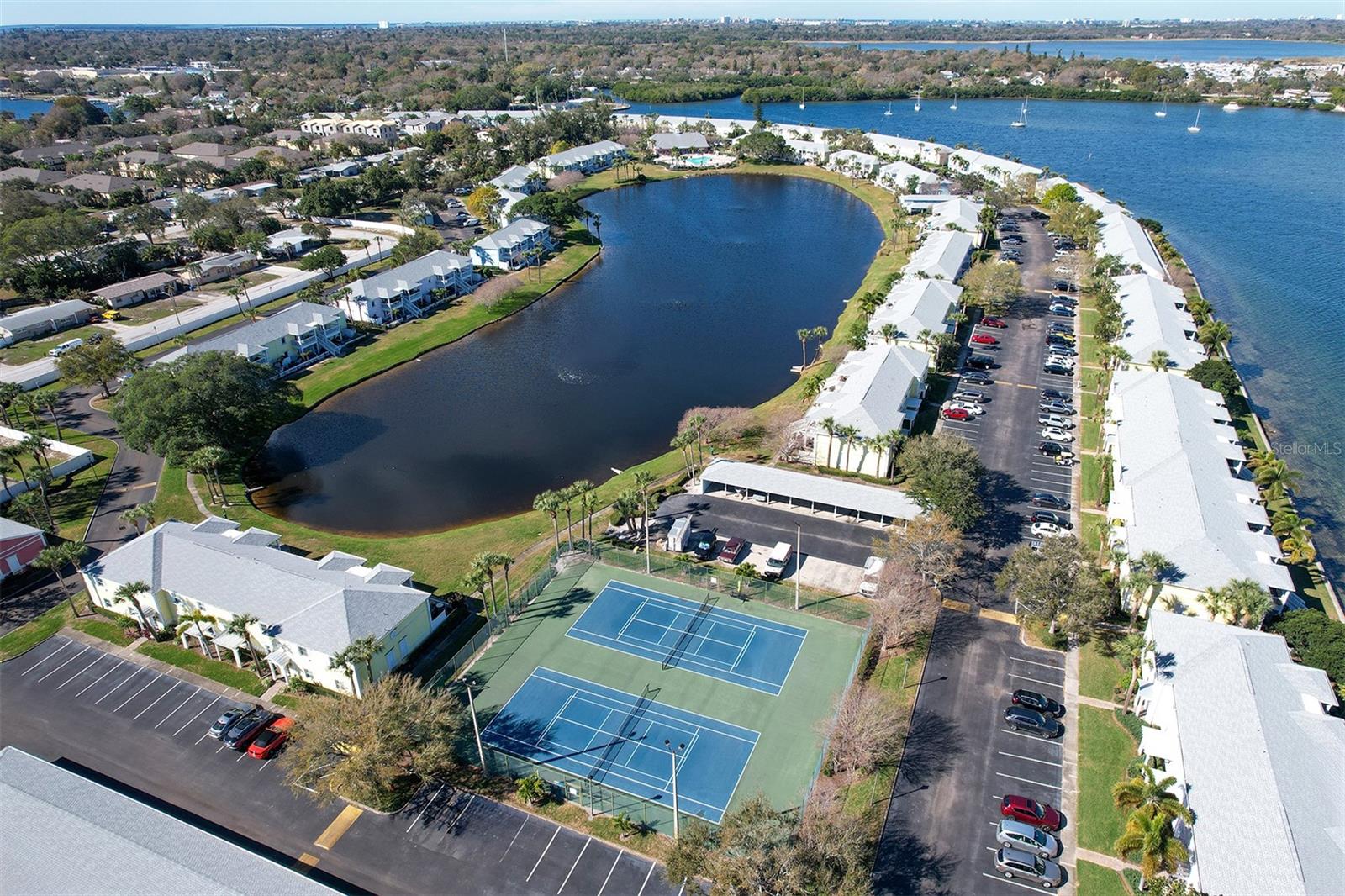 151 SEA HORSE DR SE #H, ST PETERSBURG, FL, 33705