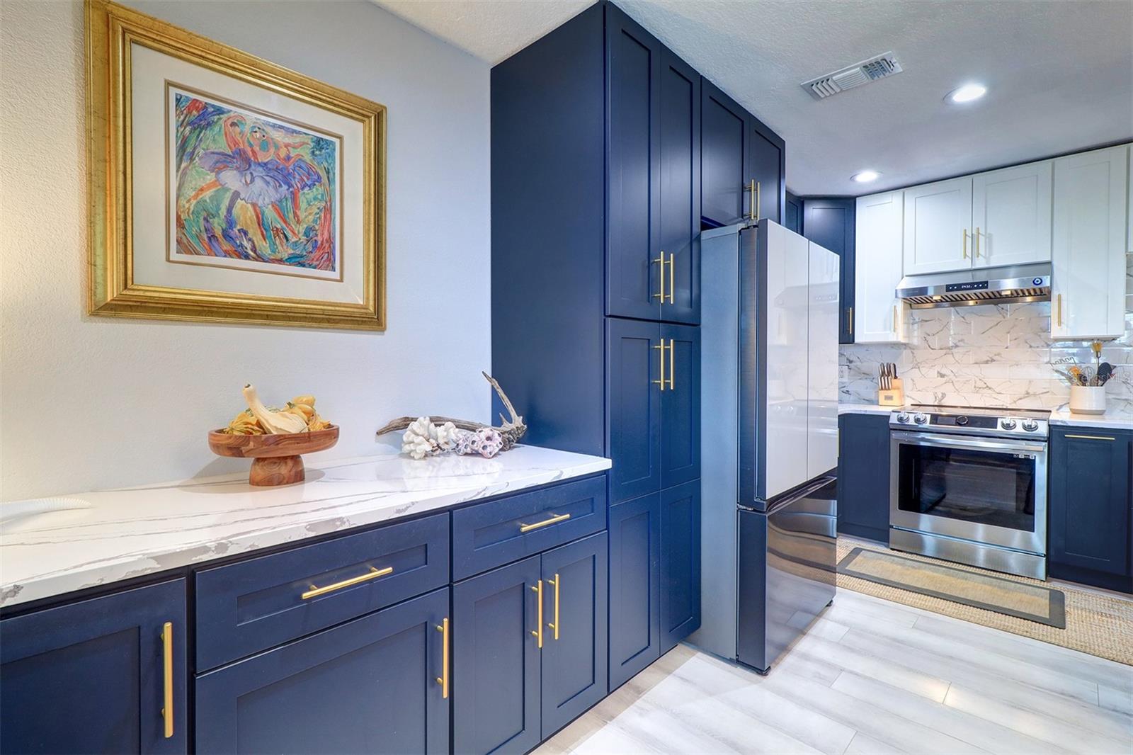 151 SEA HORSE DR SE #H, ST PETERSBURG, FL, 33705