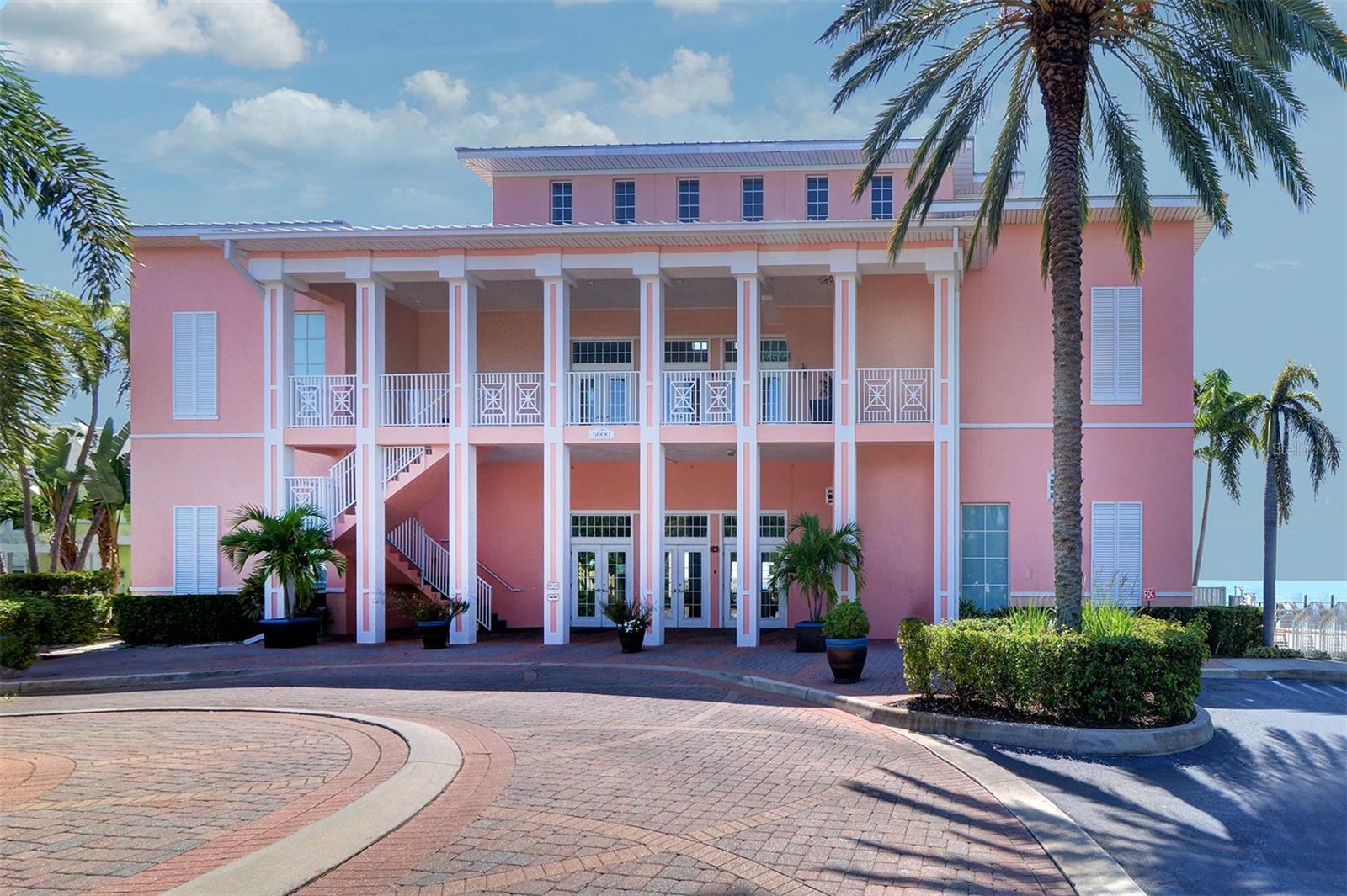 151 SEA HORSE DR SE #H, ST PETERSBURG, FL, 33705